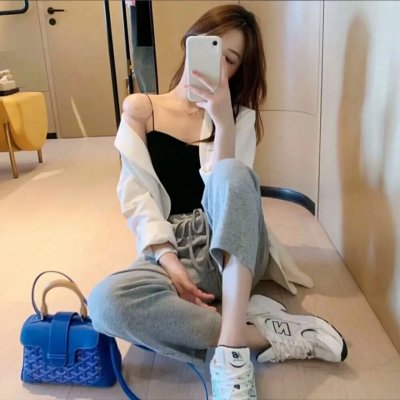 她的伪装